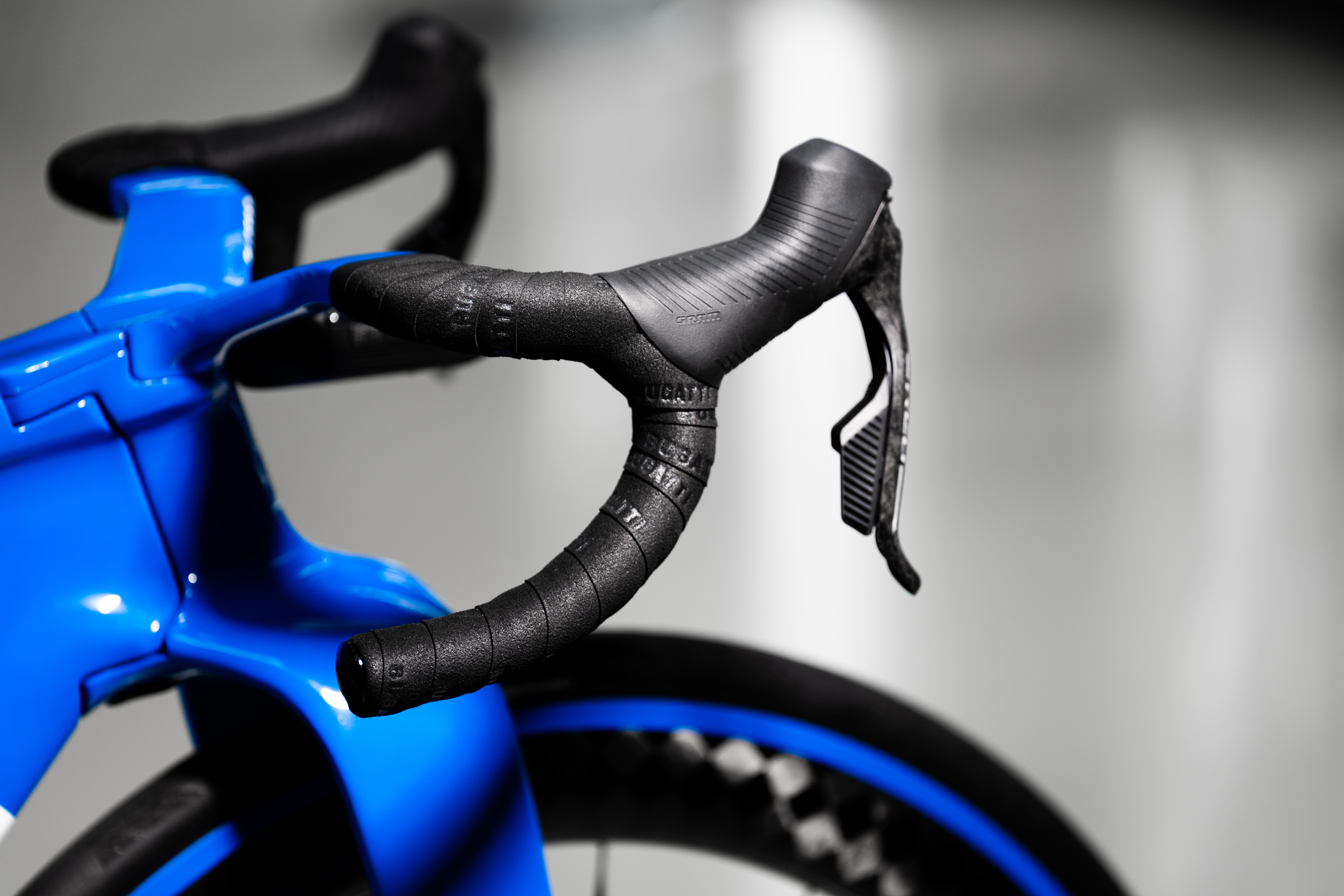 Jedes Detail des Fahrrads wurde präzise entwickelt, um messbare aerodynamische Vorteile zu erzielen.